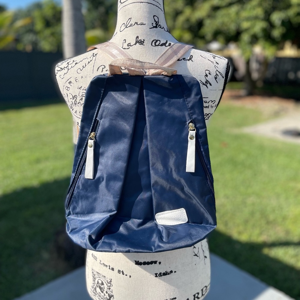 Backpack - New never been use, doesn’t have a tag